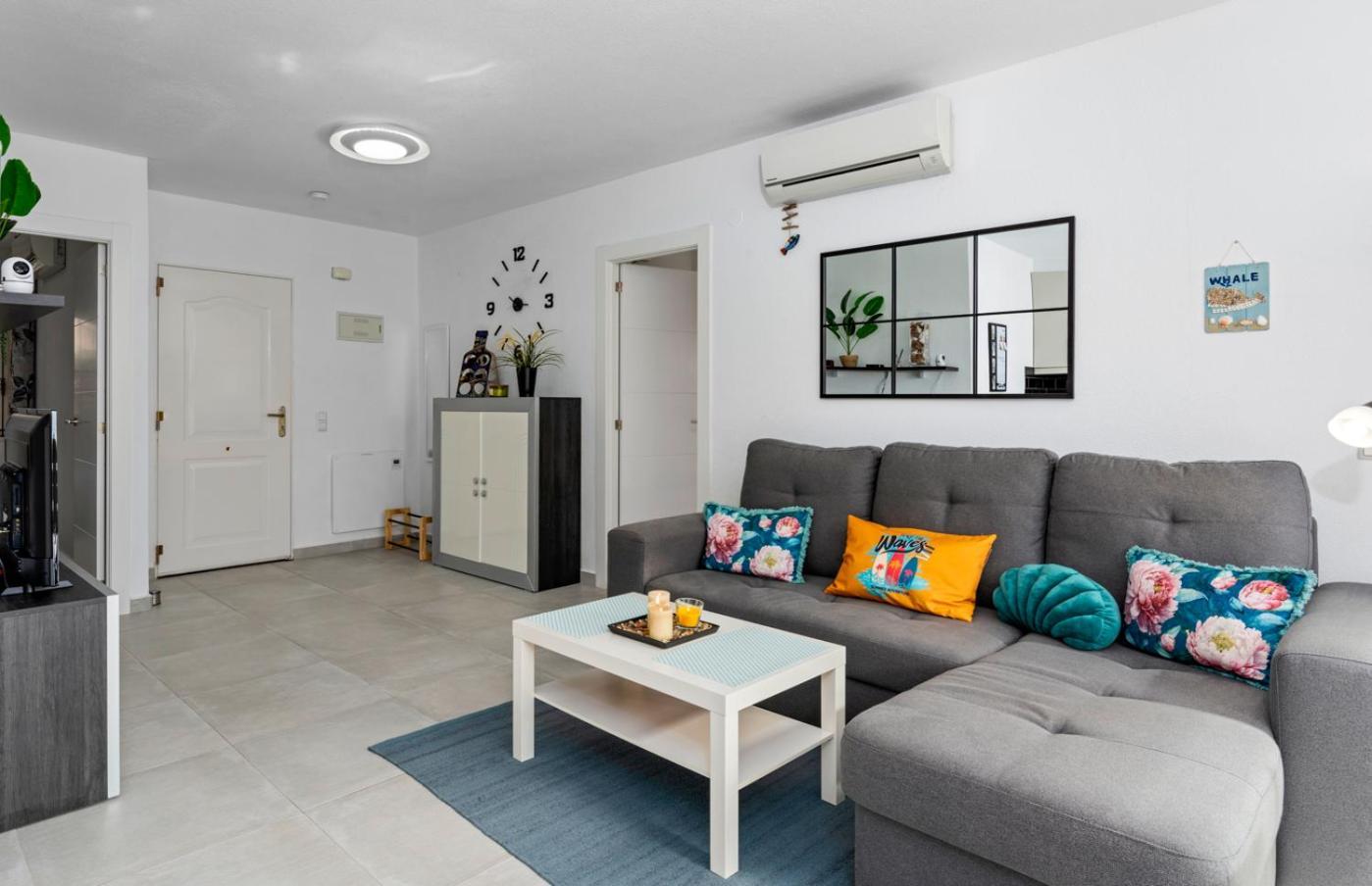 Sea 350M Seaview Apartment Torre Del Moro Ла Мата Екстериор снимка